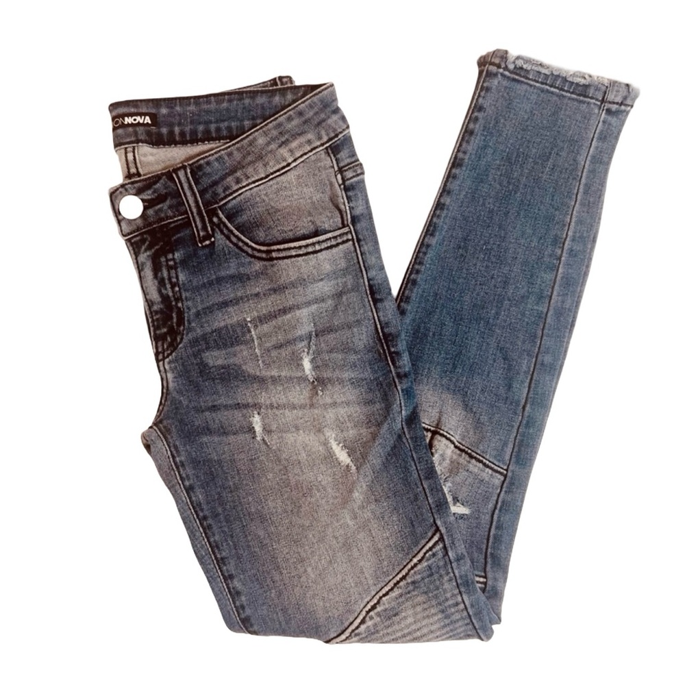 Fashion Nova Woman’s Distressed Medium-Dark Wash Skinny Jeans with Leg Accents